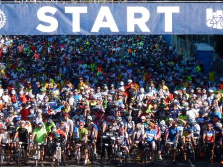 D2 Cape Town 35000 cyclistes.JPG